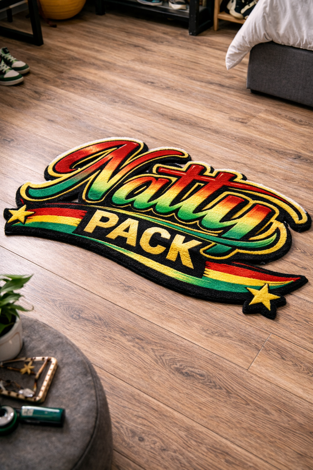 “NATTY LOGO” HAND TUFTED RUG